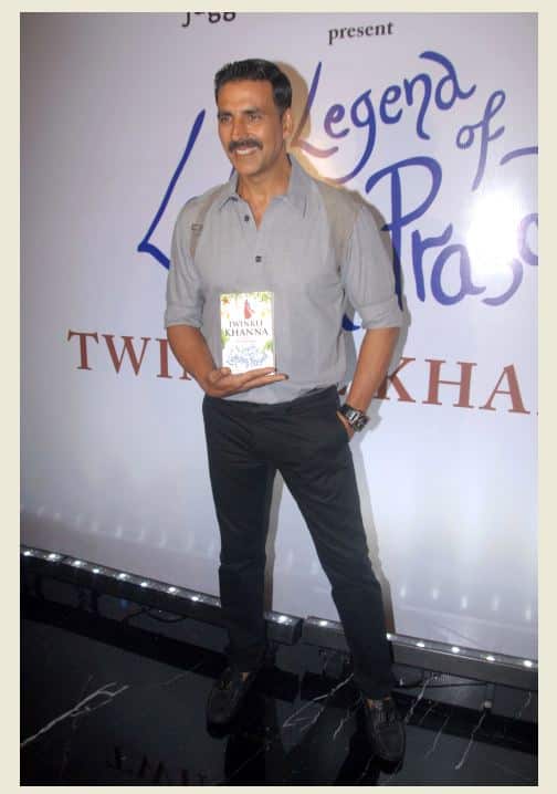 ट्विंकल ने बताया कि अक्षय ने हमेशा ही उनका साथ दिया है. जीवन के हर पहलू में फैमिली की तरफ से मिले सपोर्ट के लिए भी ट्विंकल ने शुक्रिया कहा.