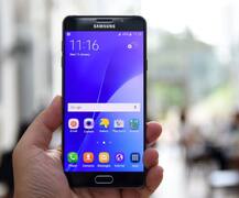 सैमसंग गैलेक्सी A7 (2017) में होगा 16MP फ्रंट कैमरा और वाटर डस्ट रेसिस्टेंट!