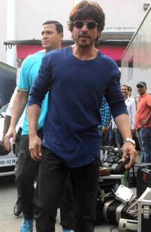 IN PICS: जानें शाहरुख और आलिया को देखकर क्यों हैरान रह गए भंसाली !