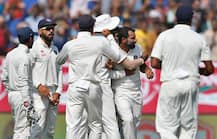 LIVE INDvsENG: भारतीय स्पिनरों के सामने लड़खड़ाई इंग्लैंड की टीम