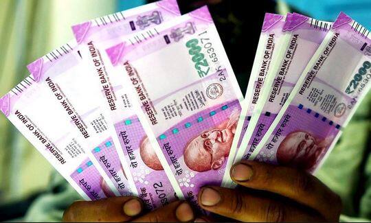 Notebandi: market effects नोटबंदी: वेडिंग सीजन का मजा हुआ किरकिरा, हर ओर है सूनापन!