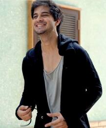 जवानों के लिए \'फोर्स 2\' की स्पेशल स्क्रीनिंग आयोजित करेंगे ताहिर