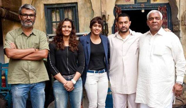51 साल के अभिनेता ने कहा, ‘‘मुझे कोई दिक्कत नहीं हुई क्योंकि मेरा सारा पैसा बैंक में है और भुगतान चेक के जरिए होता है.’’