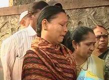 इलाज ना मिलने से बच्ची की मौत, अस्पताल ने पुराने नोट लेने से इनकार किया!