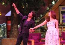 कपिल शर्मा के शो में आलिया के सामने घुटनों पर आए शाहरुख!