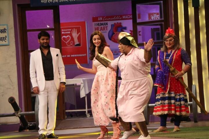 'द कपिल शर्मा शो' में कपिल के शागिर्दों के साथ दोनों फिल्म स्टार्स ने काफी धमाल किया. 