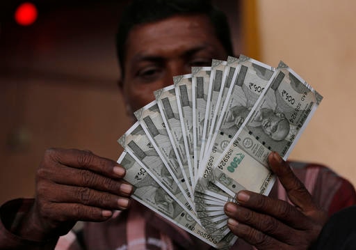 Investors are investing heavily in Equity Mutual Funds, invested Rs 5,215 crore in October