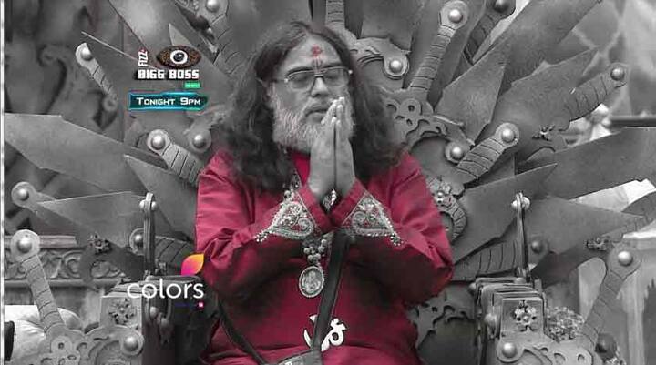 इसके बाद बाबा ने कहा, 'मैं अपने आपको बचाने के लिए माफी मांगता हूं. यहां ये सभी मेरे विरोधी हैं और मैं अकेला हूं.' सलमान ने कहा, 'नौ के नौ लोगों ने आपको बायकॉट किया था. जो इनकी सोच है वही बाहर भी लोगों की सोच है. शांत बैठिए.'
