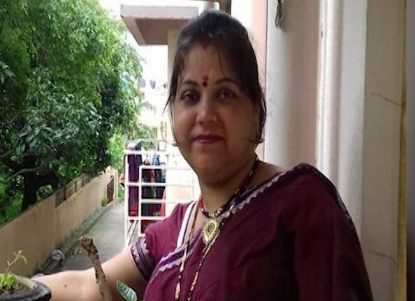पुलिस के मुताबिक शशि कुमार अपनी पत्नी पत्नी मंजू और साढ़े तीन साल के बेटे द्विज को रास्ते से हटाना चाहता था. क्योंकि द्विज उसका सगा बेटा नहीं था. बल्कि उसे इसने अपनी बीवी के कहने पर गोद लिया था. जमशेदपुर पुलिस के मुताबिक बैंक मैनेजर की बीवी और गोद लिए हुए बच्चे को अपनी मौसेरी बहन के साथ दूसरी शादी में रोड़ा समझता था. आगे पढ़िए...