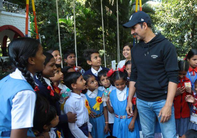  आगे देखें तस्वीरें...