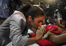 VIDEO: पेट अडॉप्शन केंद्र पहुंचे आलिया, सैफ और सोहा सहित कई सितारे