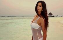 मालदीव में फोटोशूट के लिए पहुंची कैटरीना, मनीष के साथ दिखी HOT तस्वीरें