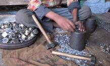 यूपी: नोटबंदी से अलीगढ़ के ताला इंडस्ट्री पर ‘ताला’ लगने की आशंका!