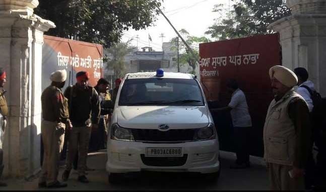 Blog On Nabha Jail Break जेल ब्रेक: नाभा कांड से पहले भी टूटी हैं जेल की दीवारें, कहानियां दंग कर देने वाली हैं