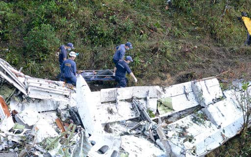 Egyptair Crash 2016: Pilot smoking cigarette caused egyptair flight crash- Report Egyptair Crash 2016: ఒక్క సిగరెట్ ఖరీదు 66 మంది ప్రాణాలు- ఎంత పని చేశావ్ సారూ!