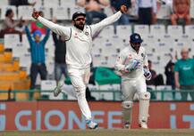 RECORD: क्रिकेट इतिहास में इससे पहले कभी नहीं हुआ ऐसा