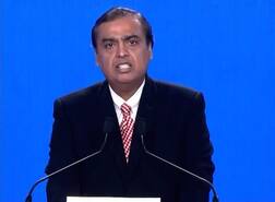 मैं नोटबंदी की सराहना करता हूं और मोदी को धन्यवाद देता हूं: मुकेश अंबानी