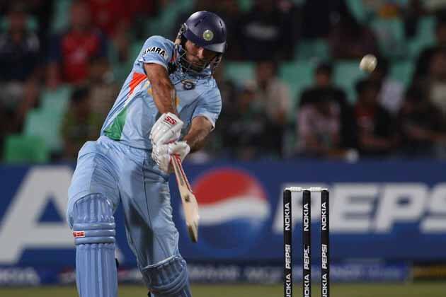जी हां युवी ने इंग्लैंड के खिलाफ 2007 वर्ल्ड टी20 में इंग्लैंड के गेंदबाज़ स्टुअर्ट ब्रॉड की एक ओवर में छह गेंदो पर छह छक्के लगाए थे.