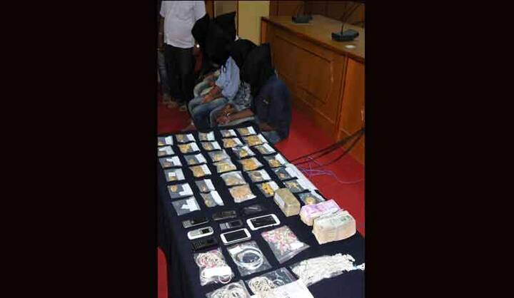 ये तस्वीरें कर्नाटक के चिकमंगलूर की हैं.