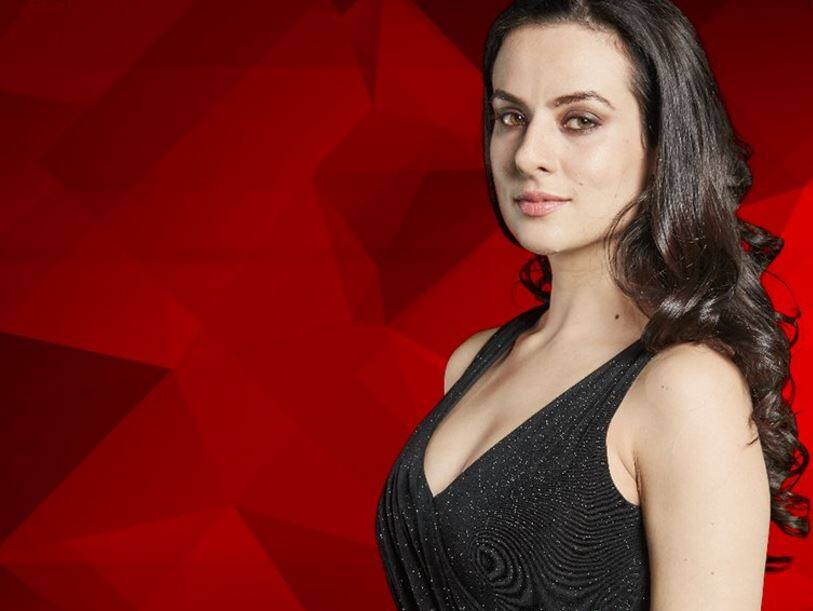 BB10: अपने पहले ही हफ्ते में घर से बाहर हुईं ऐलेना कजान Bigg Boss 10 Elena Kazan Eliminated From The Show BB10: अपने पहले ही हफ्ते में घर से बाहर हुईं ऐलेना कजान