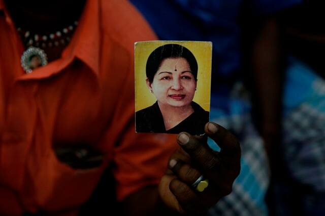 Jayalalithaas Demise Shock Death Toll Reaches 470 Claims Aiadmk AIADMK का दावा, जयललिता के निधन के सदमे से 470 लोगों की मौत