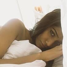 उलझन में फंसी पूनम पांडे ने ये तस्वीर पोस्ट कर फैंस से किया ये बड़ा सवाल!