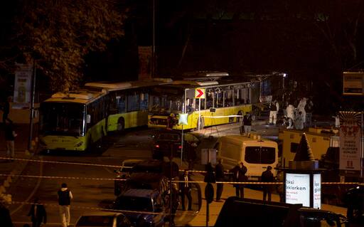 तुर्की में बड़ा आतंकी हमला, दो बम धमाकों में 29 की मौत, 166 लोग घायल Turkey 29 Killed 166 Injured In Two Blasts In Istanbul तुर्की में बड़ा आतंकी हमला, दो बम धमाकों में 29 की मौत, 166 लोग घायल