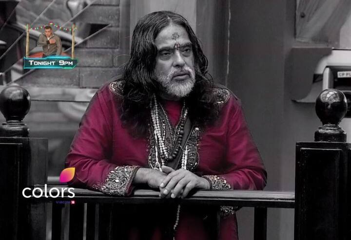 इस पर भी सलमान खान ने स्वामी ओम से सवाल पूछा. यहां भी स्वामी बचकानी तरह से सलमान का जवाब देते नजर आए.