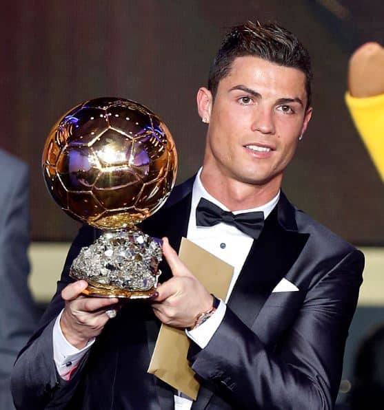 Cristiano Ronaldo Wins Ballon Dor For The Fourth Time फुटबॉल : रोनाल्डो ने चौथी बार बैलन डी'ओर का खिताब जीता