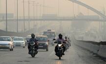 आंखों के लिए खतरनाक है दिल्ली में बढ़ता प्रदूषण