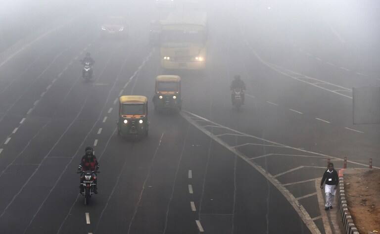 INDIA-WEATHER-FOG