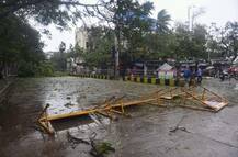 IN PICS: तमिलनाडु-आंध्र में ‘वरदा’ तूफान ने मचाई तबाही, 10 लोगों की मौत