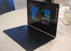 लेनोवो ने लॉन्च किया halo की-बोर्ड के साथ दुनिया का 'सबसे पतला' लैपटॉप योगा बुक