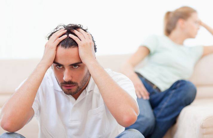 इंपोटेंस (नपुंसकता)- बहुत से पुरुषों को एक मोड़ पर इरेक्शन की दिक्कत होती है. अगर आपको पिछले कई सप्ताह से इरेक्शन प्रॉब्लम लगातार हो रही है तो अपने डॉक्टर से जांच करवाएं. कई बार लाइफस्टाइल चेंज होने, वेट कम करने और एक्सरसाइज करने से भी इस समस्या को हल किया जा सकता है. जबकि कई पुरुषों को दवा की जरूरत पड़ती है. कई बार पुरुषों को इरेक्टाइल डिस्फंक्शन की दिक्कत भी होने लगती है. इरेक्टाइल डिस्फंक्शन होने पर कई और सीरियस प्रॉब्लम्स भी हो सकती हैं जैसे हार्ट डिजीज, डायबिटीज, किडनी डिजीज, वस्कुलर डिजीज या हाई ब्लड प्रेशर की प्रॉब्लम्स. एक रिसर्च के मुताबिक, आधे से अधिक पुरुष 40 की उम्र तक आते-आते एक बार जरूर इरेक्शन की प्रॉब्लम फेस करते हैं.