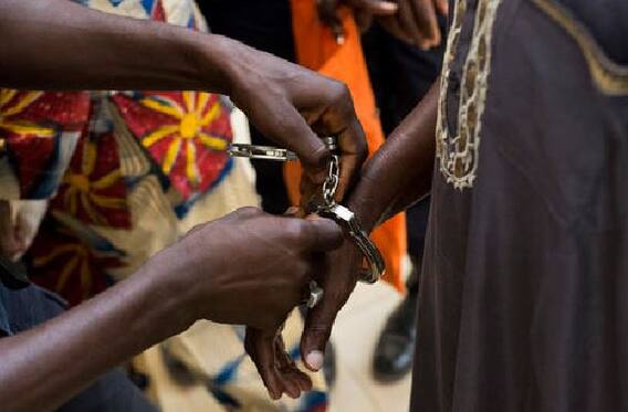 मप्र : प्यार में धोखा दिया तो प्रेमिका ने 'नाजुक अंग' ही काट दिया, जेल पहुंची लड़की