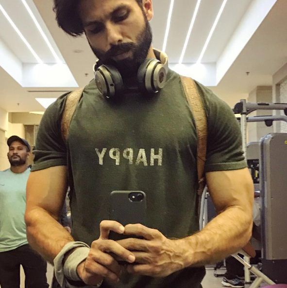 सोनम कपूर और शाहिद बने साल 2016 के हॉटेस्ट वेजिटेरियन!