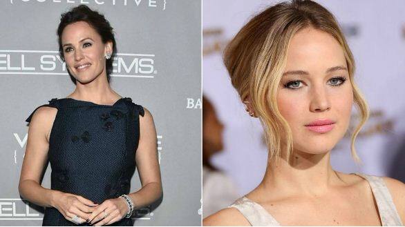 इस सूची में हॉलीवुड अभिनेत्री जेनिफर गार्नर पहले जबकि जेनिफर लॉरेंस दूसरे स्थान पर हैं.