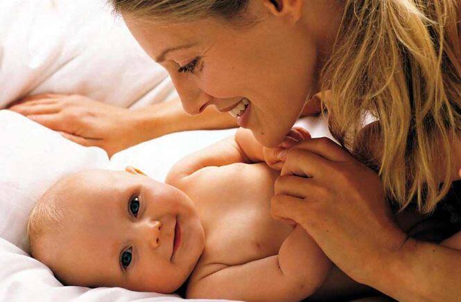 Caring For Your Baby In Winter विंटर्स में ऐसे करें बच्चों की देखभाल!