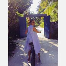 इन दिनों मालदीव में आलिया भट्ट मना रही हैं छुट्टियां