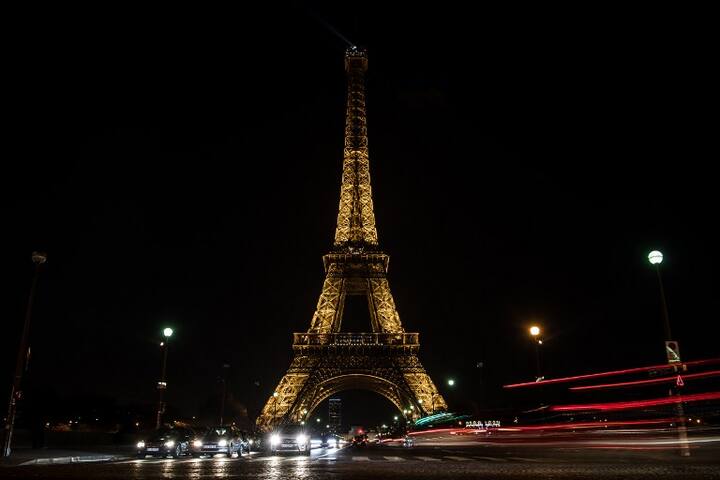  रूस और तुर्की के बीच संघर्षविराम के बाद विद्रोही मंगलवार को पूर्वी अलेप्पो से बाहर निकलने पर सहमत हो गए.