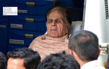 निमोनिया के चलते अस्पताल में भर्ती हुए दिलीप कुमार, डॉक्टर बोले- चिंता की बात नहीं