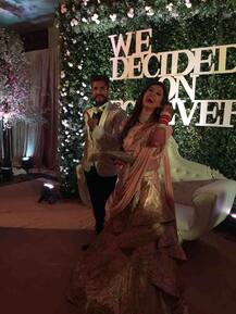 शादी के बाद अपनी रिसेप्शन के मेजबान बने किश्वर और सुयश, देखे तस्वीरें