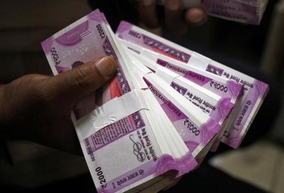 2000 Note Worth One Crore Recovered In Chennai चेन्नई में बरामद हुए 1 करोड़ रुपए के नए नोट, WB में जाली नोटों का जखीरा पकड़ा