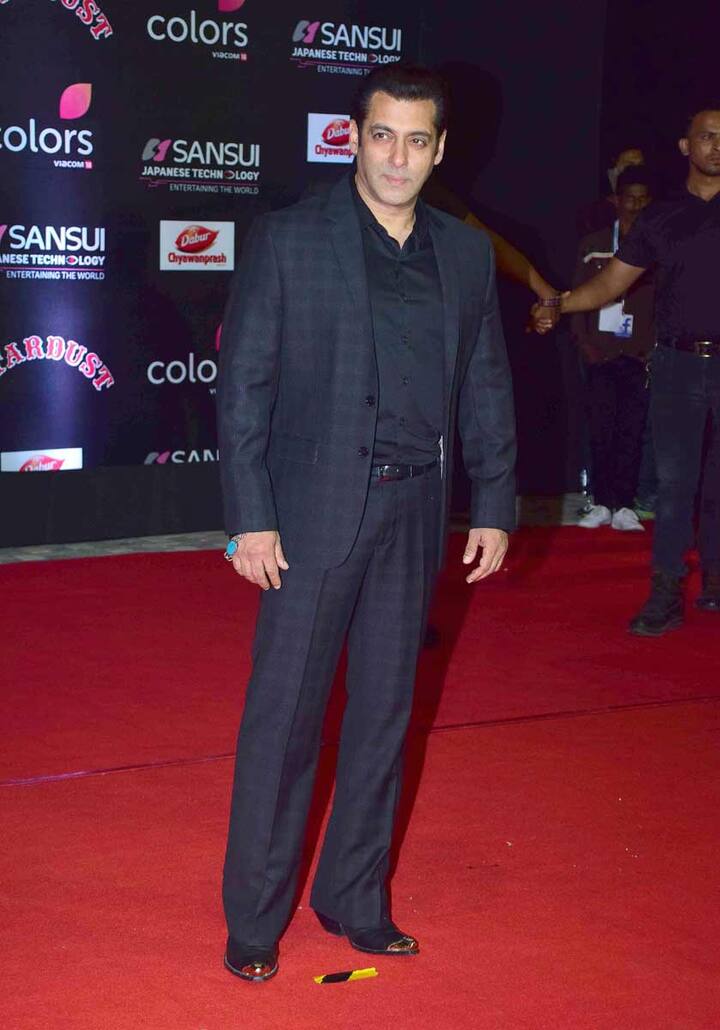 खास बात ये थी कि यहां रेड कार्पेट पर सलमान खान भी नज़र आए. (Photos: Manav Mangalani)