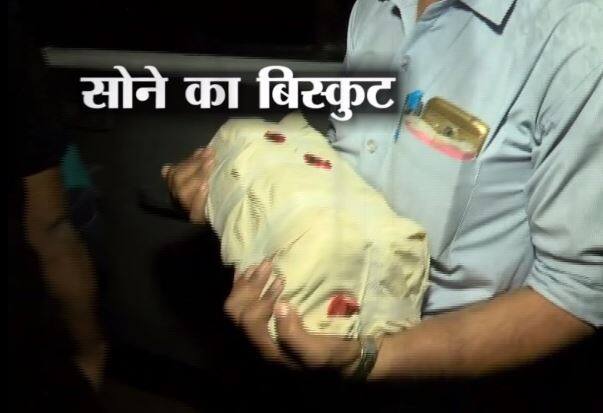 छापे में करीब एक करोड़ की कीमत के 2000 के नए नोट भी मिले हैं. अब यह पता किया जा रहा है कि आखिर यह नए नोट किस बैंक से उसके पास पहुंचे हैं...आगे जानिए....