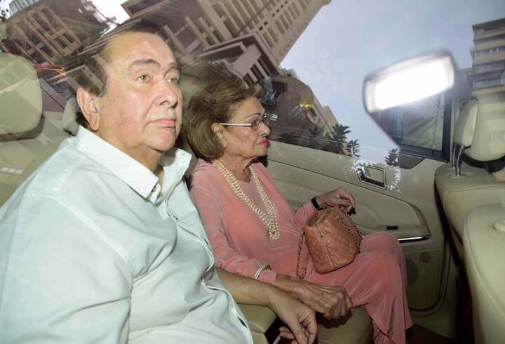 करीना के पिता रंधीर कपूर भी अपनी मां के साथ हॉस्पिटल पहुंचे. रंधीर ने बताया,