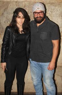 आमिर खान की \'दंगल\' देखने पहुंचीं उनकी बेटी इरा खान