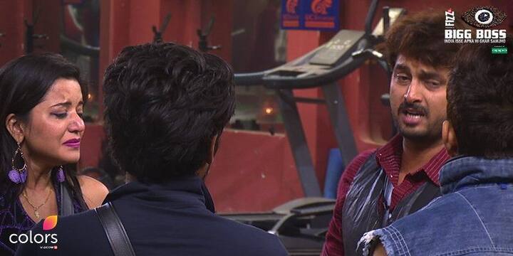 विक्रांत के ऐसा कहने पर लोपा उन्हें बताती हैं कि उन्होंने मोनालिसा को आपके लिए रोते हुए कई बार देखा है. 