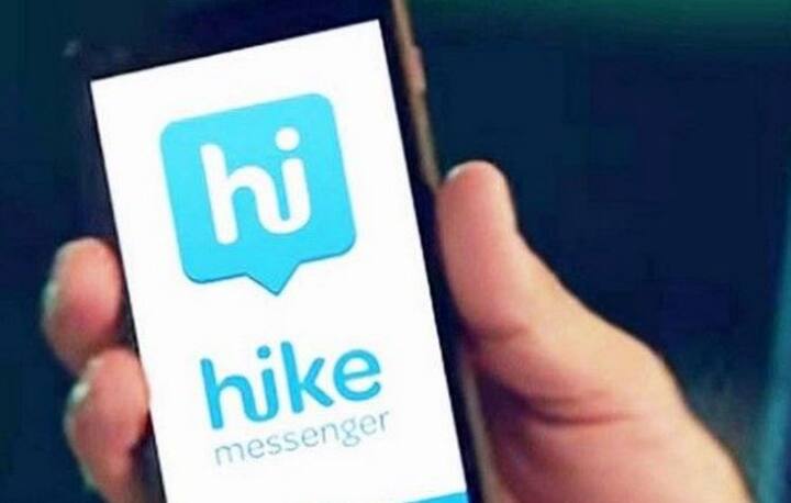 
5. Hike: भारतीय इंस्टेंट मैसेजिंग एप हाइक ने व्हाट्सएप से पहले ही वीडियो कॉलिंग फीचर ला कर सबको चौंका दिया था. इस साल इस एप सबसे ज्यादा चर्चा इसीलिए बटोरी क्योंकि व्हाट्सएप को टक्कर देने वाले इस एप ने उससे पहले वीडियो कॉलिंग फीचर उतारा.