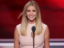 ट्रंप की बेटी से \'अभद्रता\' करने वाले को विमान से उतारा